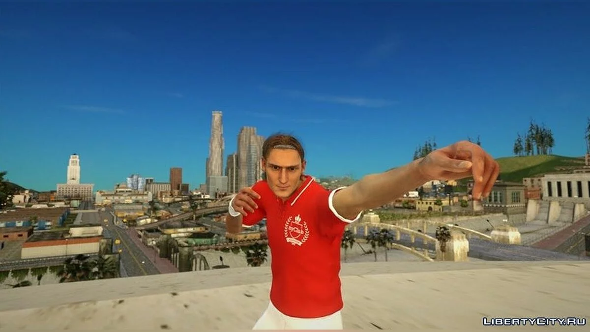 Totti dari permainan Pro Evolution Soccer 2019 / GTA San Andreas