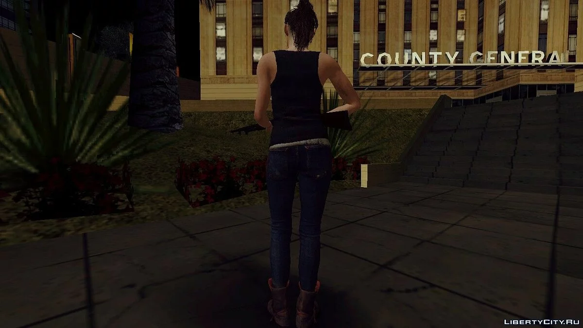 Клэр Рэдфилд у топі з RE 2 remake / GTA San Andreas