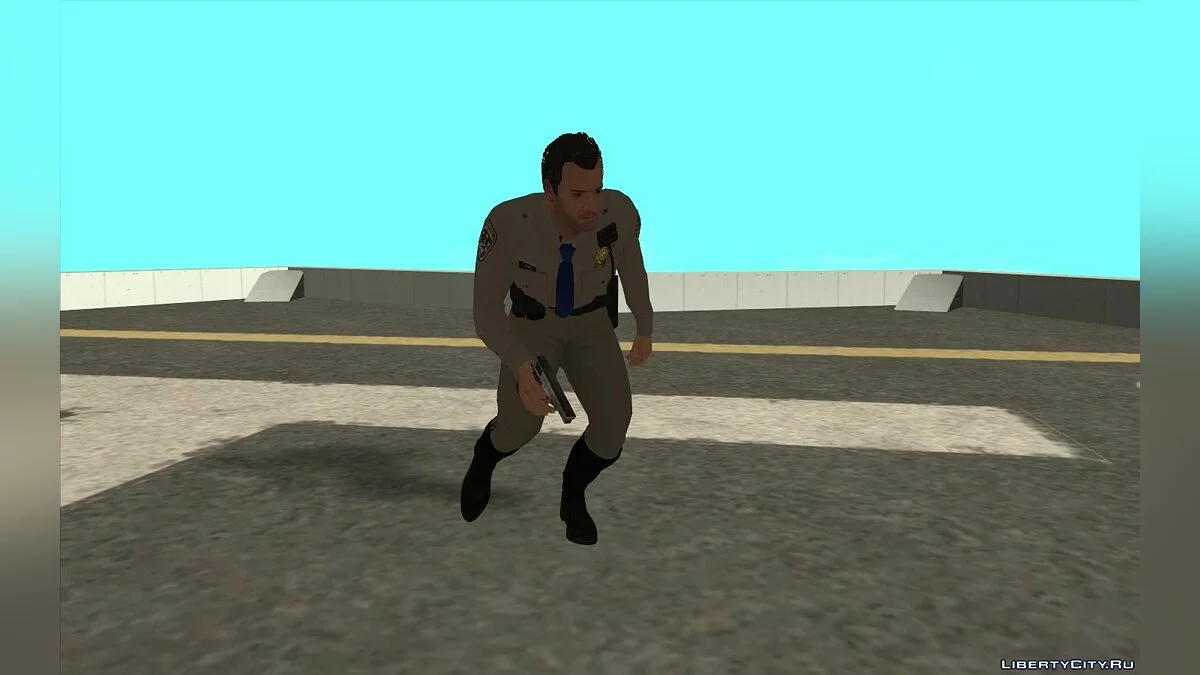Michael from GTA 5 in Cop Uniform / GTA San Andreas