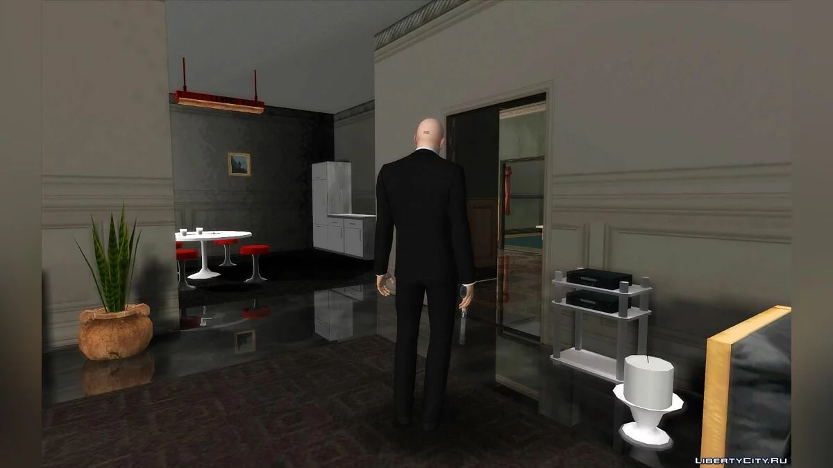 Agente 47 do jogo Hitman 2016 / GTA San Andreas