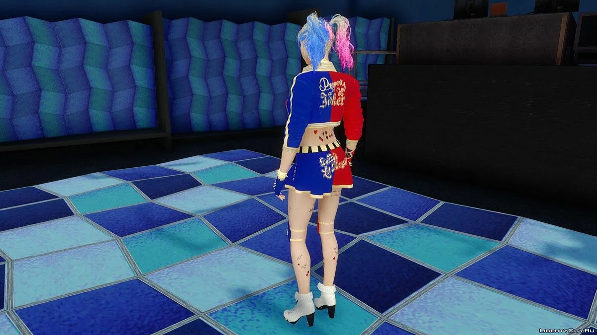 Claire Redfield dalam Pakaian Harley Quinn / GTA San Andreas