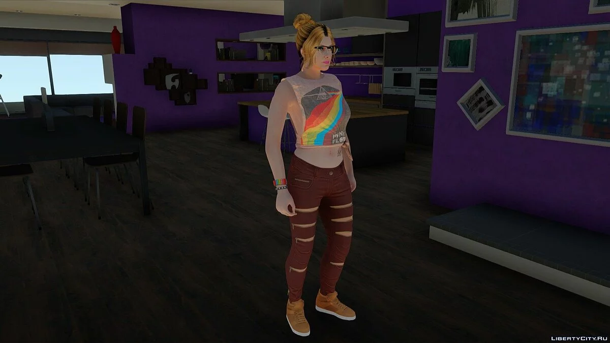 Випадковий скин дівчини Outher 3 з GTA Online / GTA San Andreas