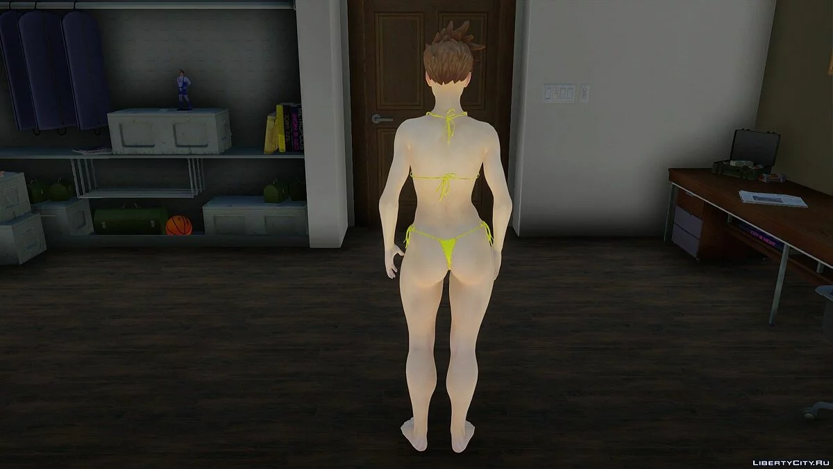 Tracer en bikini d'Overwatch / GTA San Andreas