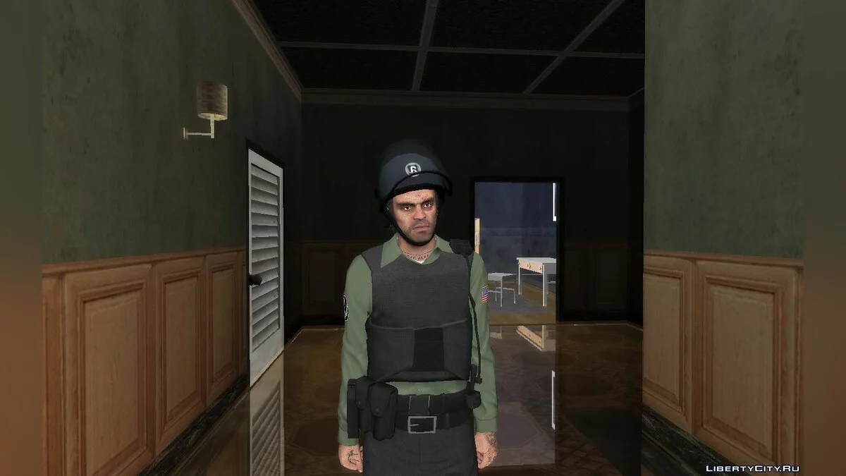 Trevor Philips dalam pakaian Maze Bank Heist / GTA San Andreas