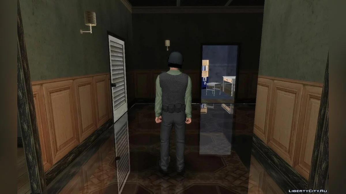 Trevor Philips dalam pakaian Maze Bank Heist / GTA San Andreas