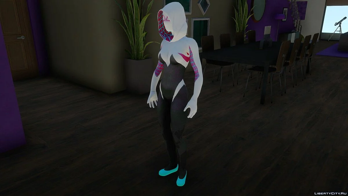 Spider Gwen dari Marvel Heroes / GTA San Andreas