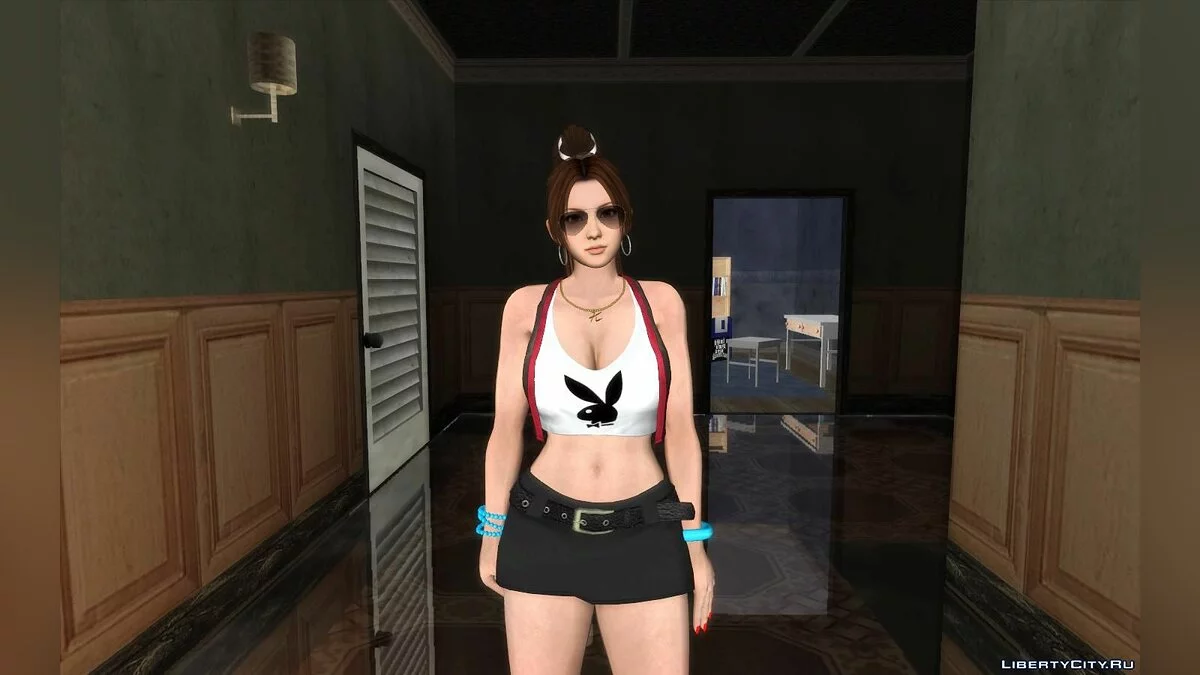 Mai Shiranui dari DOA dengan rompi dan rok mini / GTA San Andreas