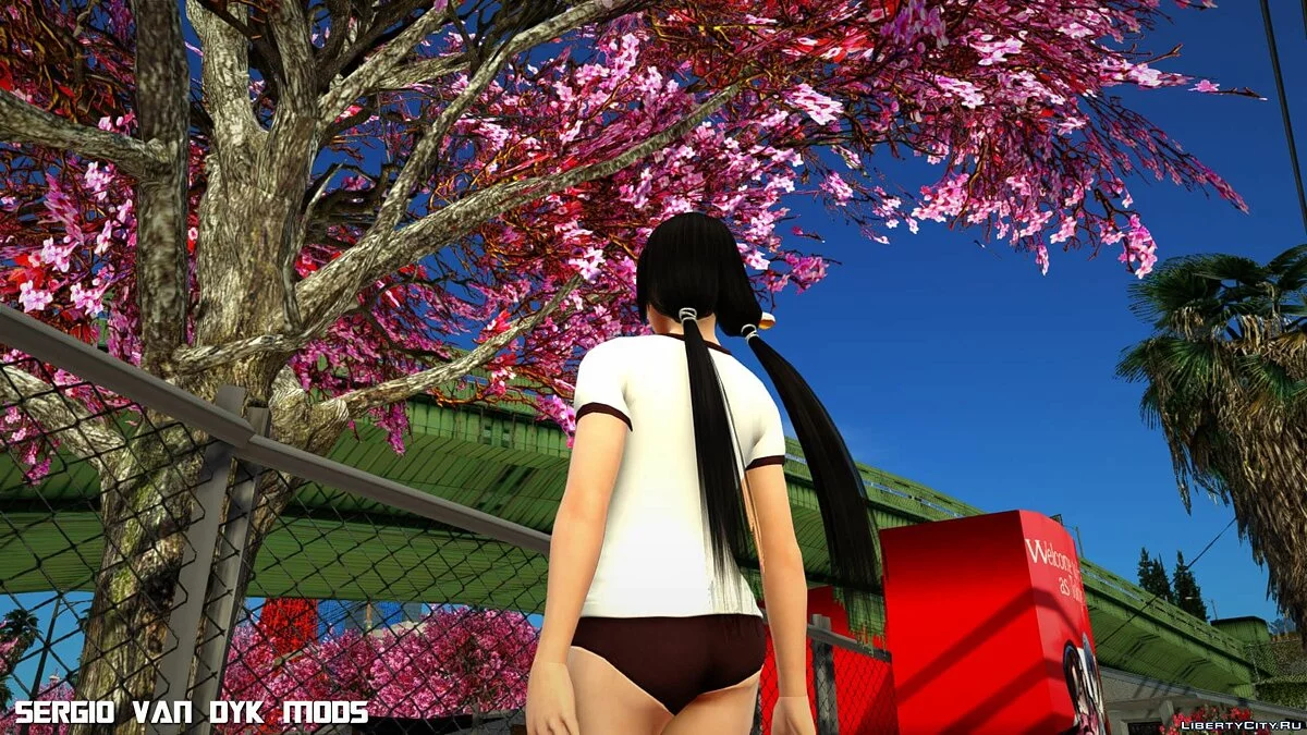 Naotora Li im T-Shirt / GTA San Andreas