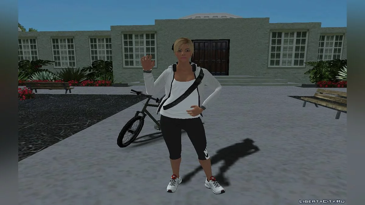 Tracey De Santa dari GTA 5 dalam setelan olahraga V2 / GTA San Andreas