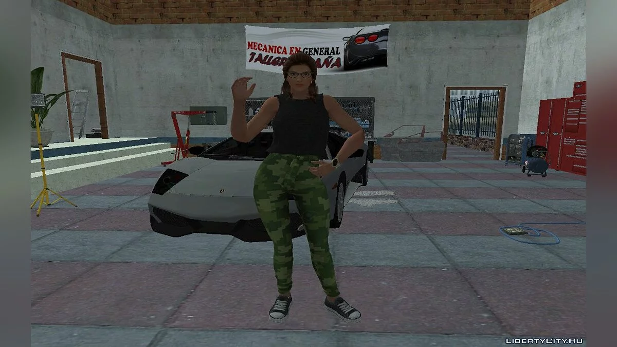 Лиза Хэмилтон из DOA в стильном повседневном наряде / GTA San Andreas