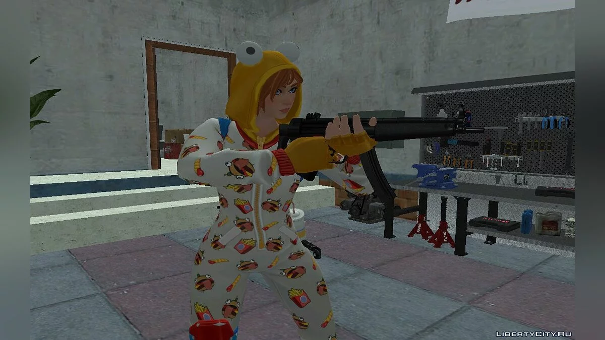 Dojor Malam (Onesie) dari Fortnite / GTA San Andreas
