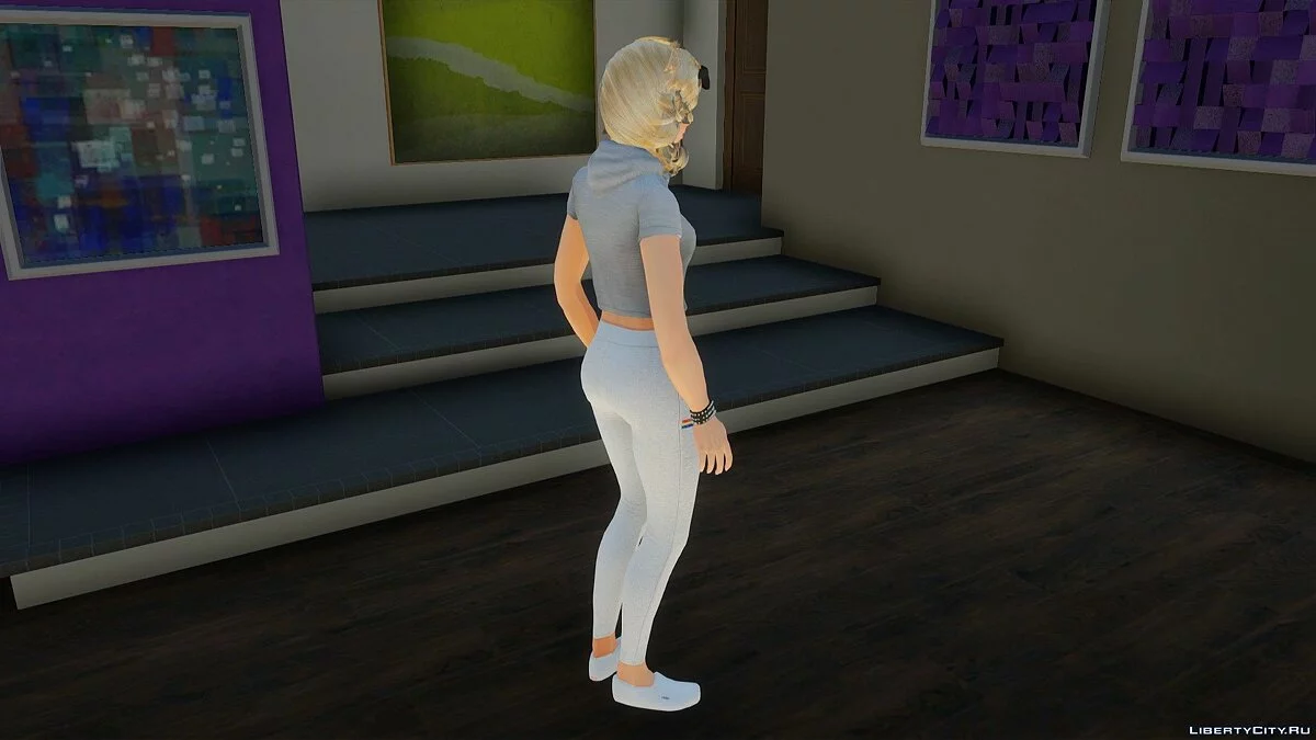 لانا في ملابس رياضية من Sims 4 / جي تي إيه سان أندرياس