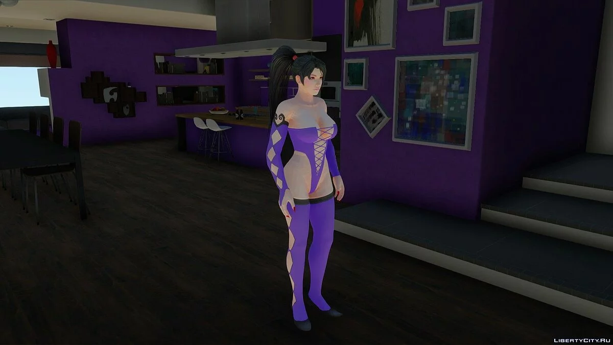 Momiji en costume de strip-teaseuse / GTA San Andreas
