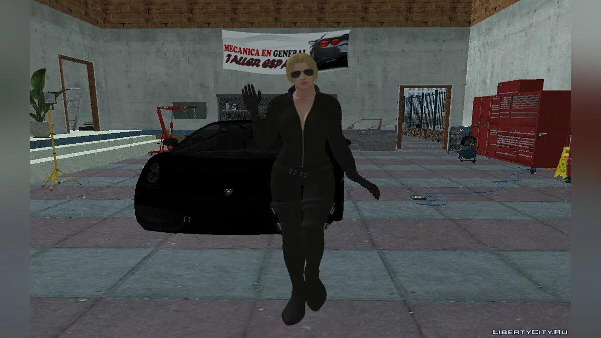 Nina Williams de Tekken 7 en traje de cuero / GTA San Andreas