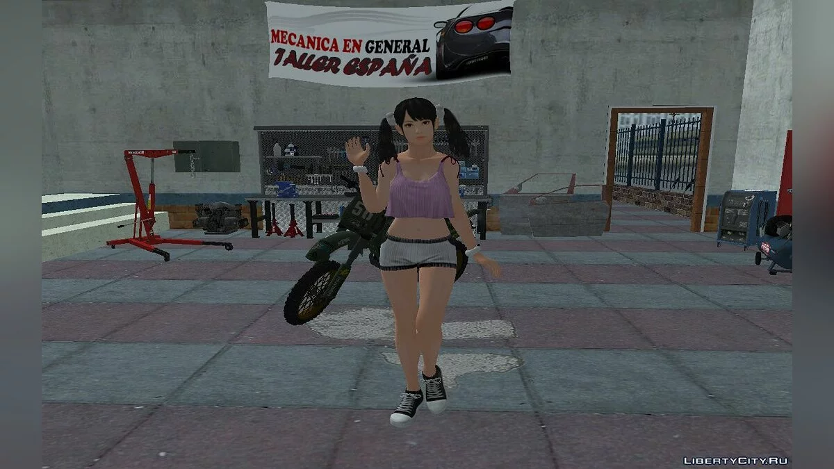 Ling Xiaoyu em traje de panda / GTA San Andreas