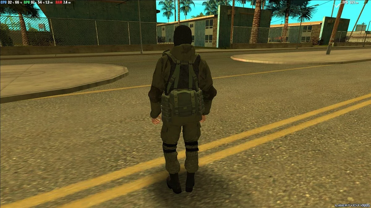 Soldado das Forças Armadas da Rússia em posição de combate / GTA San Andreas
