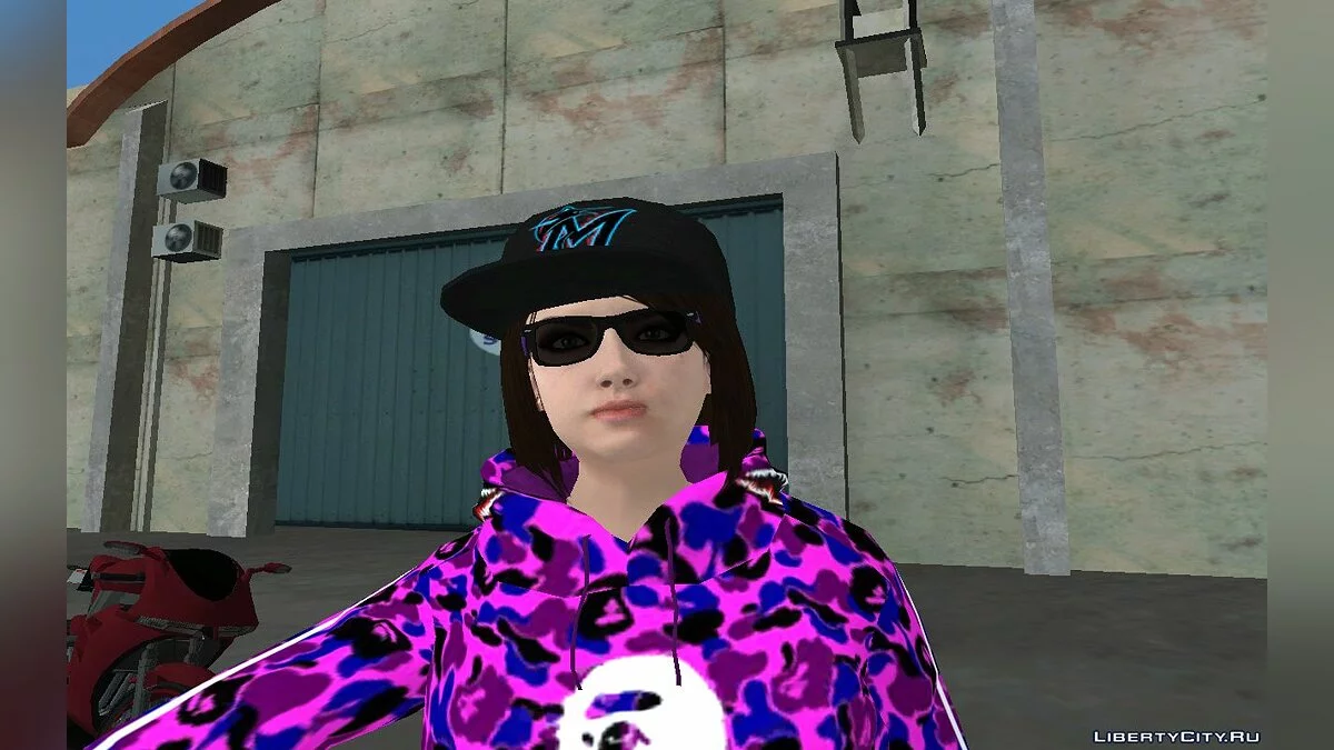 Дівчина-асистент з GTA Online v3 / GTA San Andreas