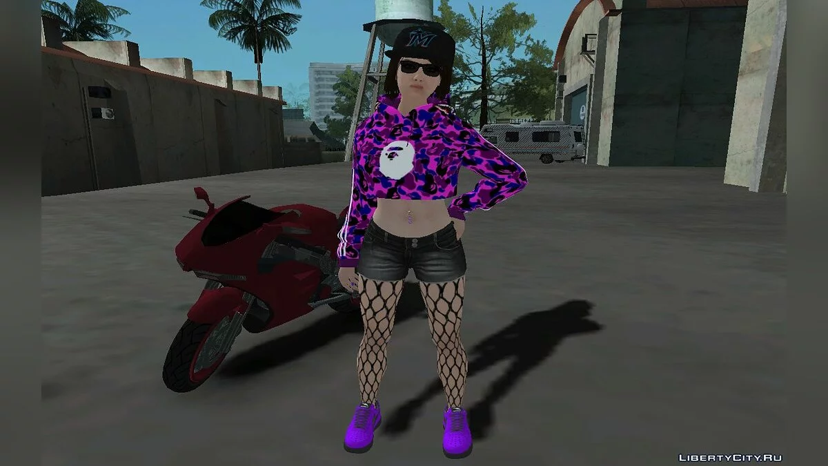 Дівчина-асистент з GTA Online v3 / GTA San Andreas