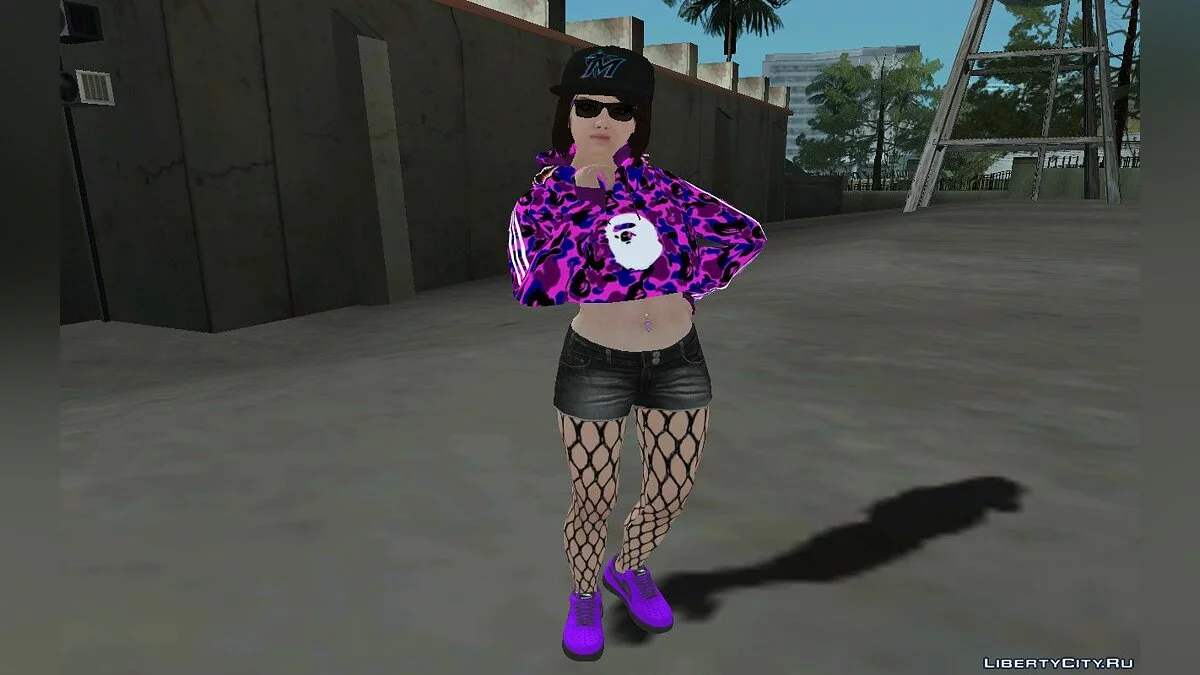Дівчина-асистент з GTA Online v3 / GTA San Andreas