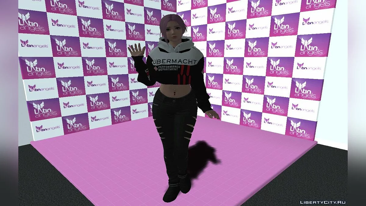 Модная Elise из DOAXVV в наряде