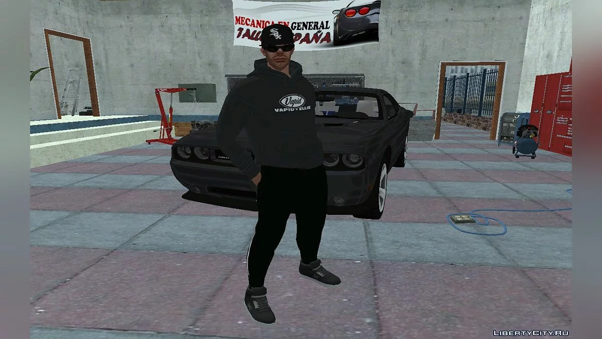 New Swmotr3 v1 in an outfit from DLC Los Santos Tuners / GTA San Andreas