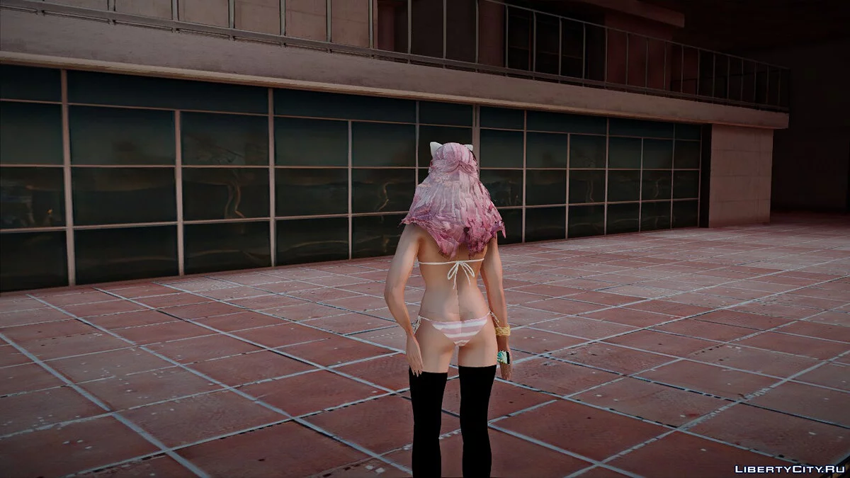 Belle Delphine en bikini v2 / GTA San Andreas