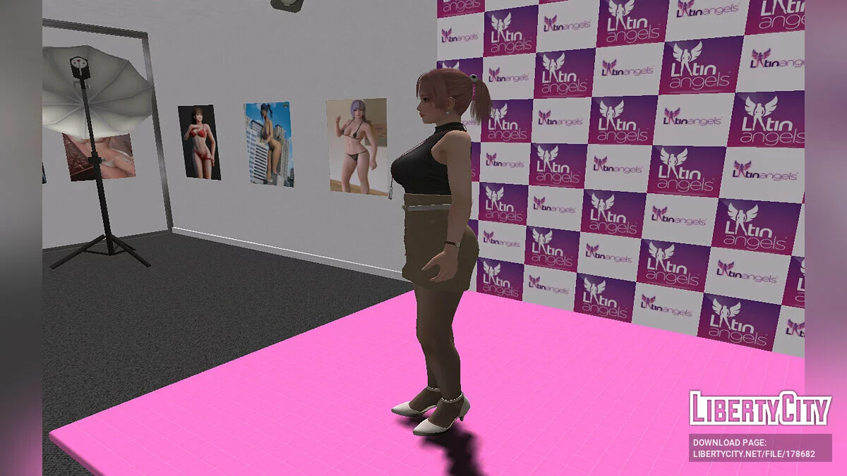 Honoka dalam Pakaian Kantor / GTA San Andreas