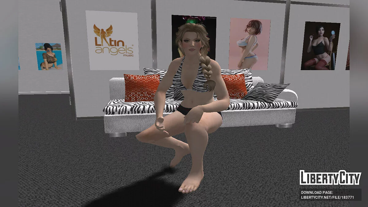 Sarah Bryant in kurzen Shorts / GTA San Andreas
