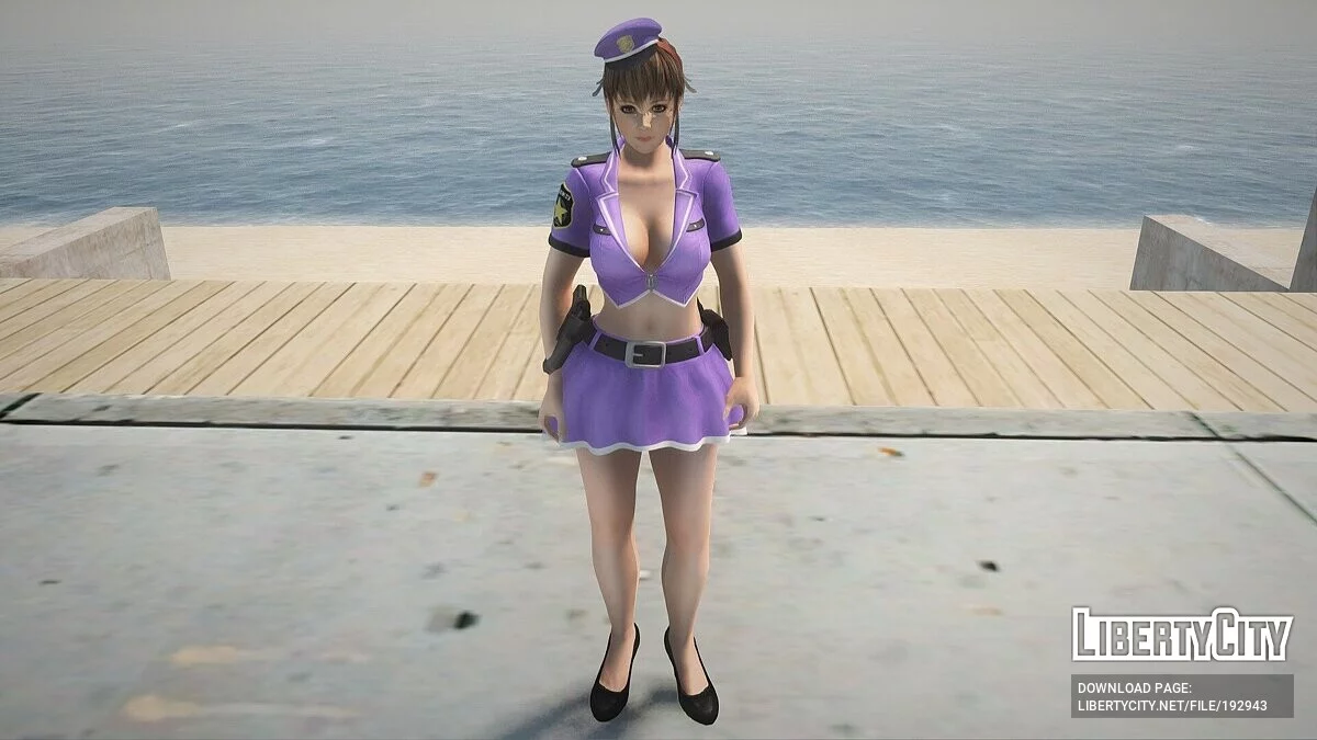 穿警察制服的Hitomi / GTA San Andreas