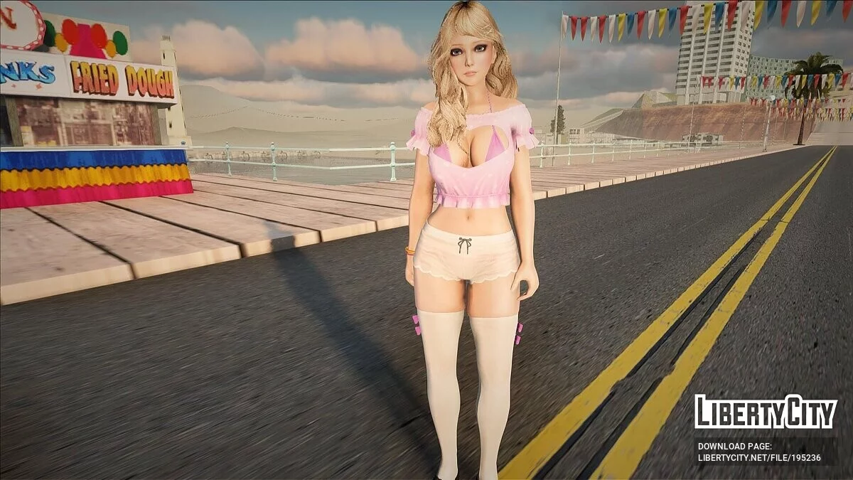 Эми в сексуальном купальнике / GTA San Andreas