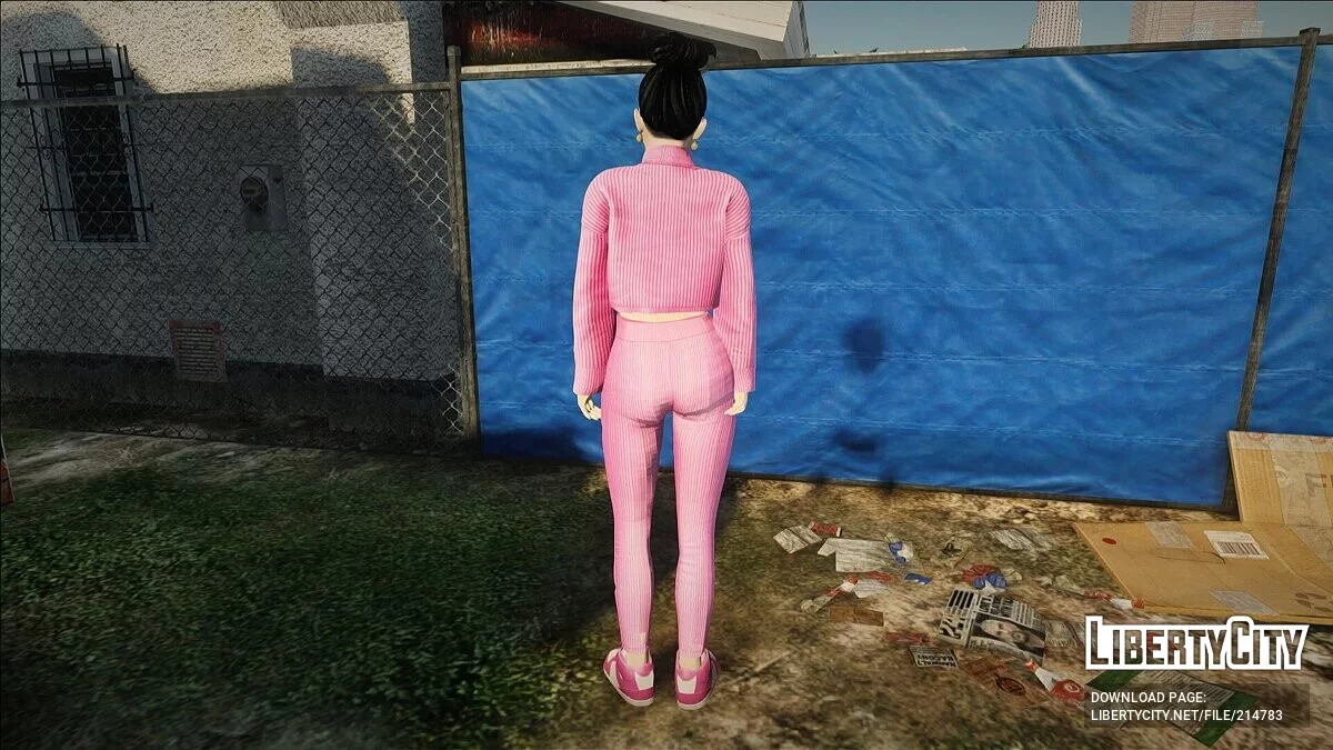 Fuyuhi Himino dari Fatal Frame 5 (Hari Valentine) / GTA San Andreas