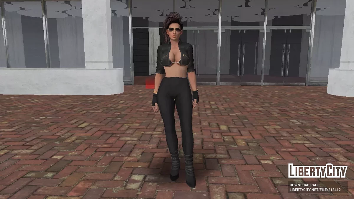 Skin Lisa Hamilton dalam jaket dan celana hitam / GTA San Andreas
