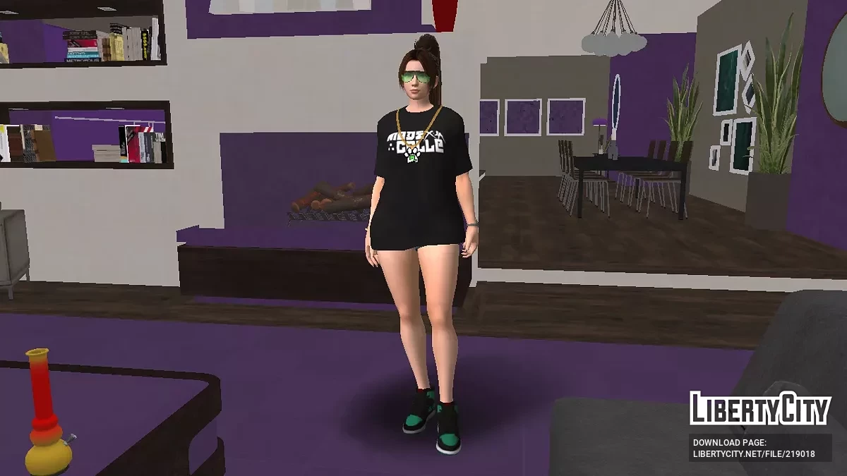 Mai Shiranui em camiseta preta / GTA San Andreas
