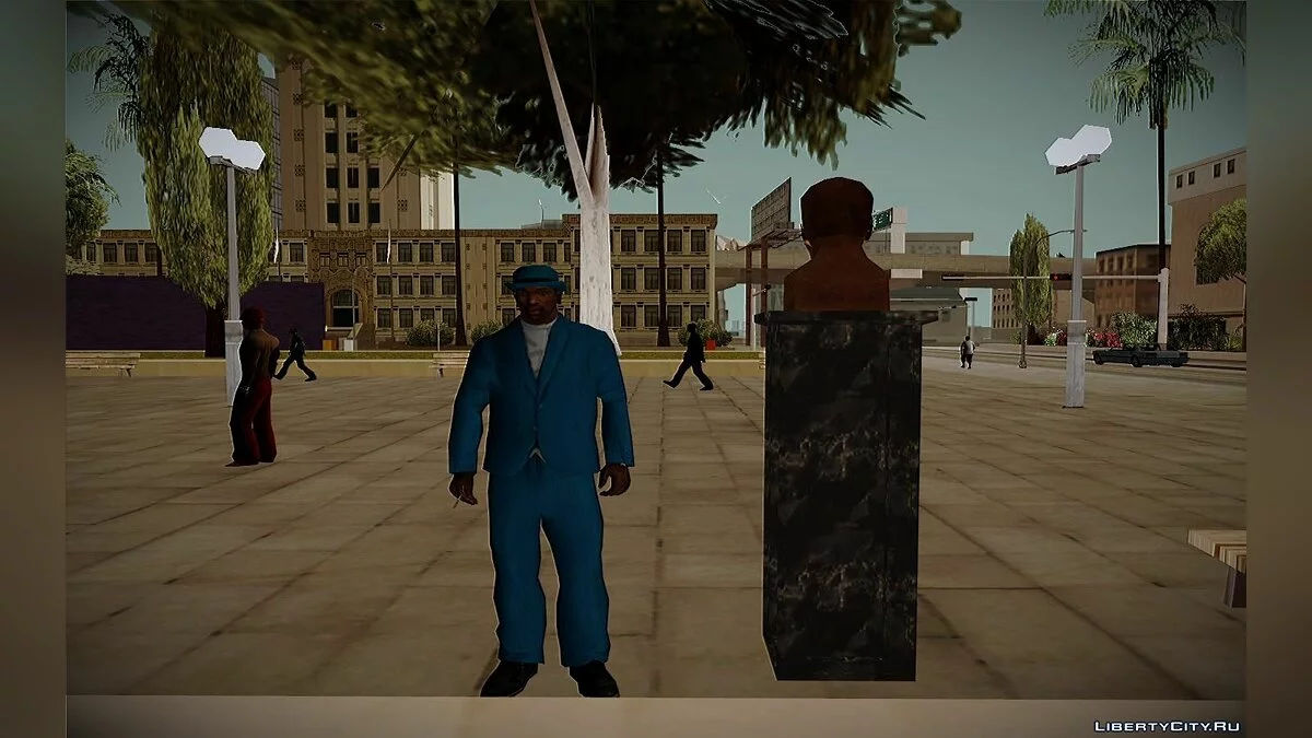 تمثال لينين من Hitman 2: Silent Assassin / جي تي إيه سان أندرياس