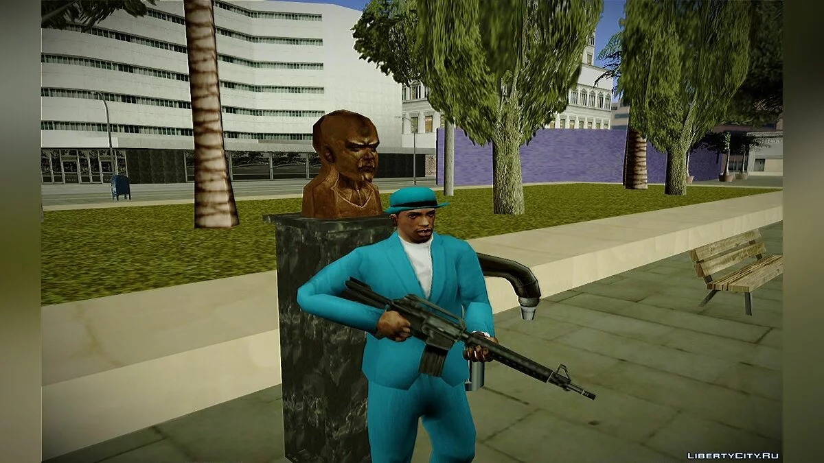 تمثال لينين من Hitman 2: Silent Assassin / جي تي إيه سان أندرياس