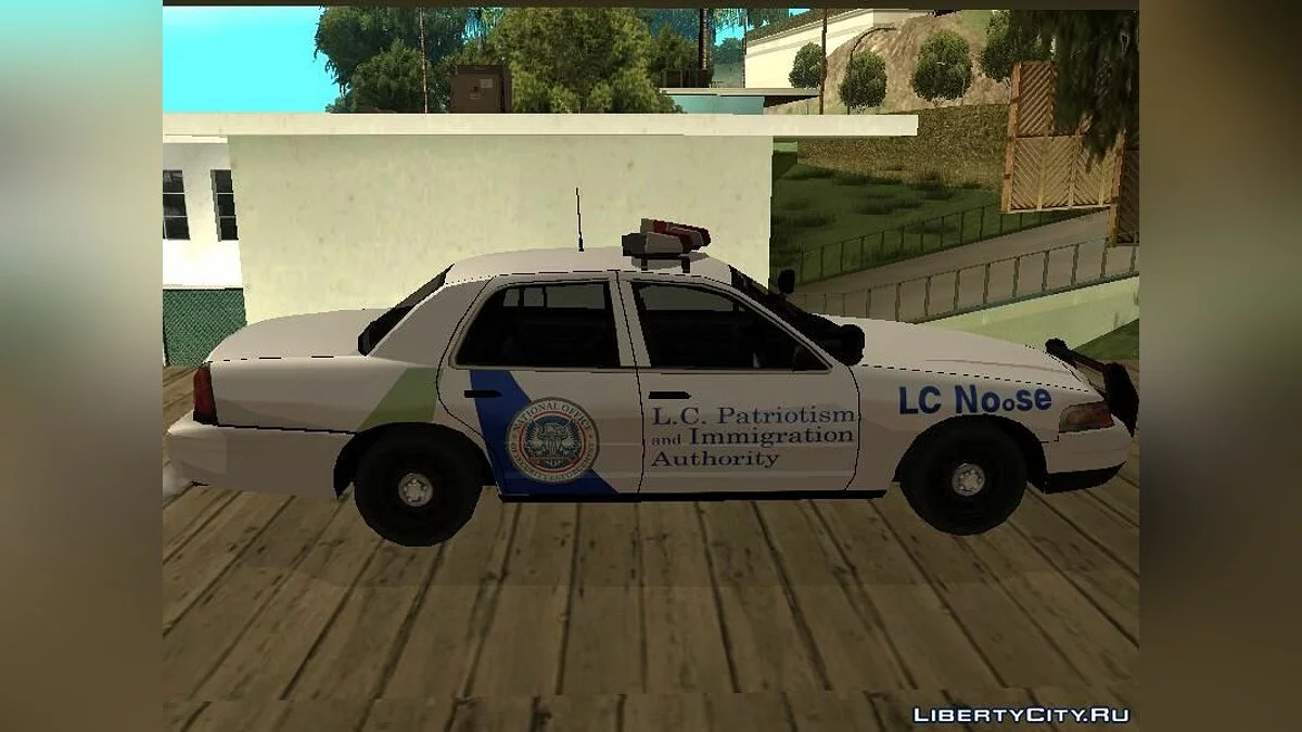 Ford Crown Victoria de GTA 4 / GTA San Andreas