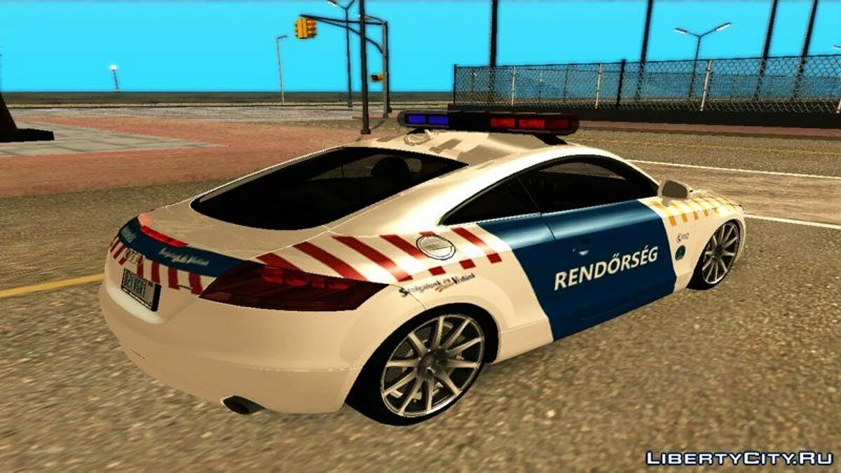 أودي TT شرطة المجر [نسخة محسنة] / جي تي إيه سان أندرياس