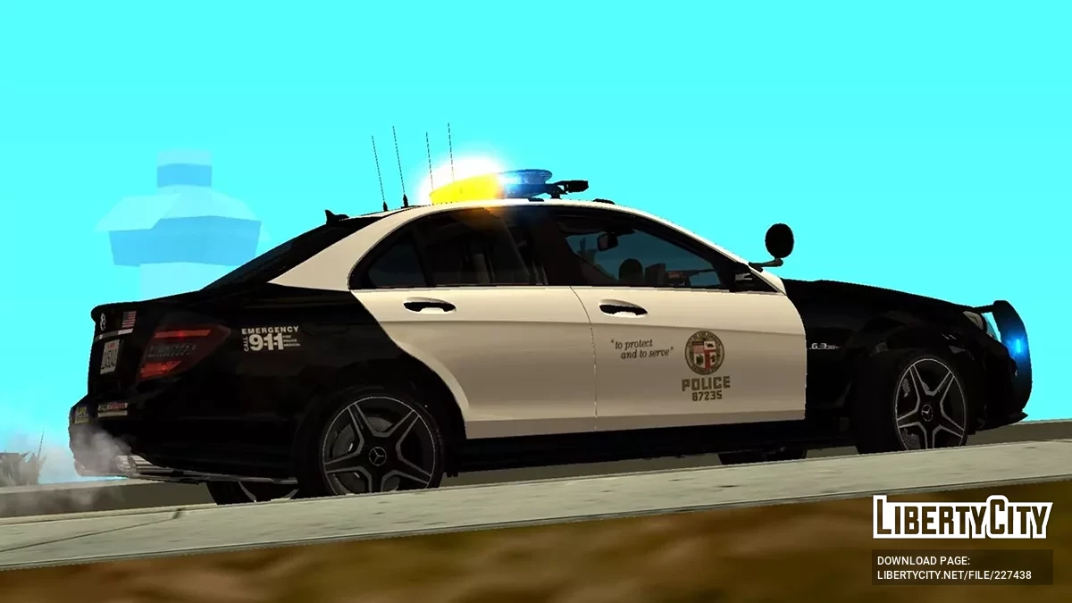 2013 Mercedes AMG C63 LAPD Traffic Car Arjent / GTA San Andreas