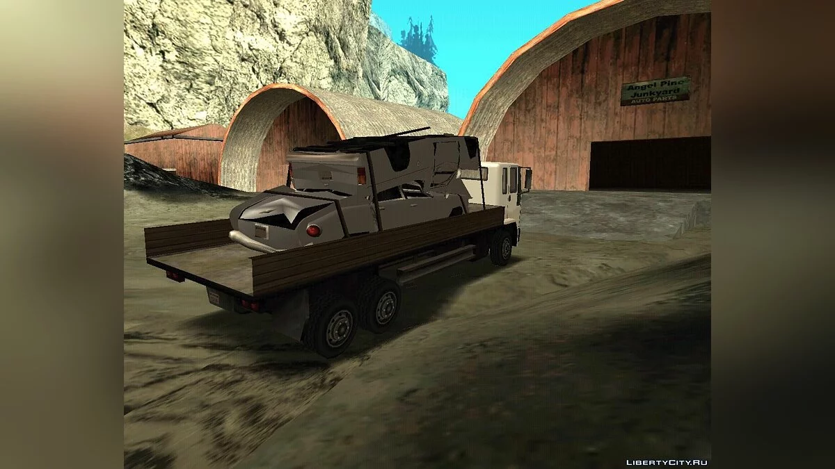 DFT-30 with wrecked Glendale and Sadler / GTA San Andreas