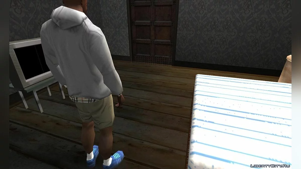 Ralph Lauren Cap + Burberry Hoodie / GTA San Andreas