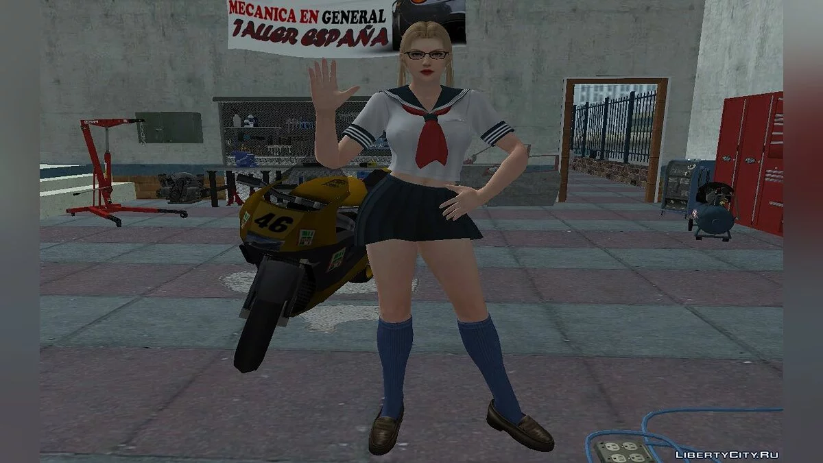 Рейчел з DOA у формі літньої школи / GTA San Andreas