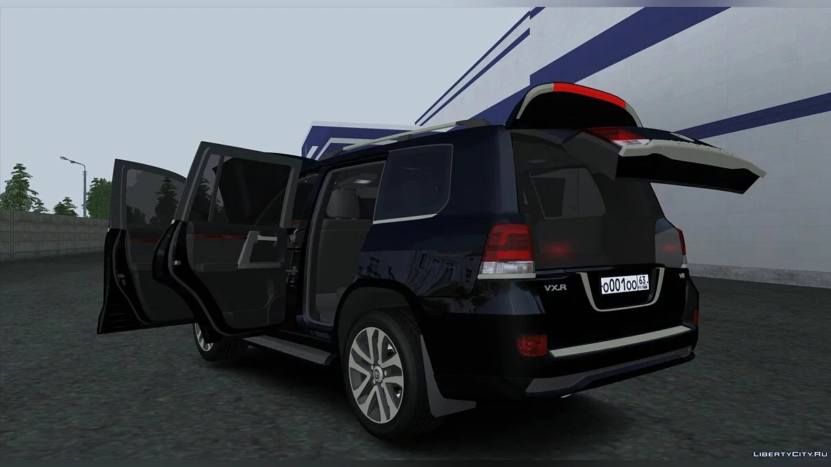 Toyota Land Cruiser 200 18" v0.1 / GTA San Andreas