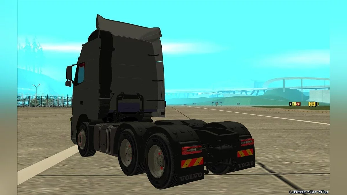 Volvo FH16 no estilo da empresa