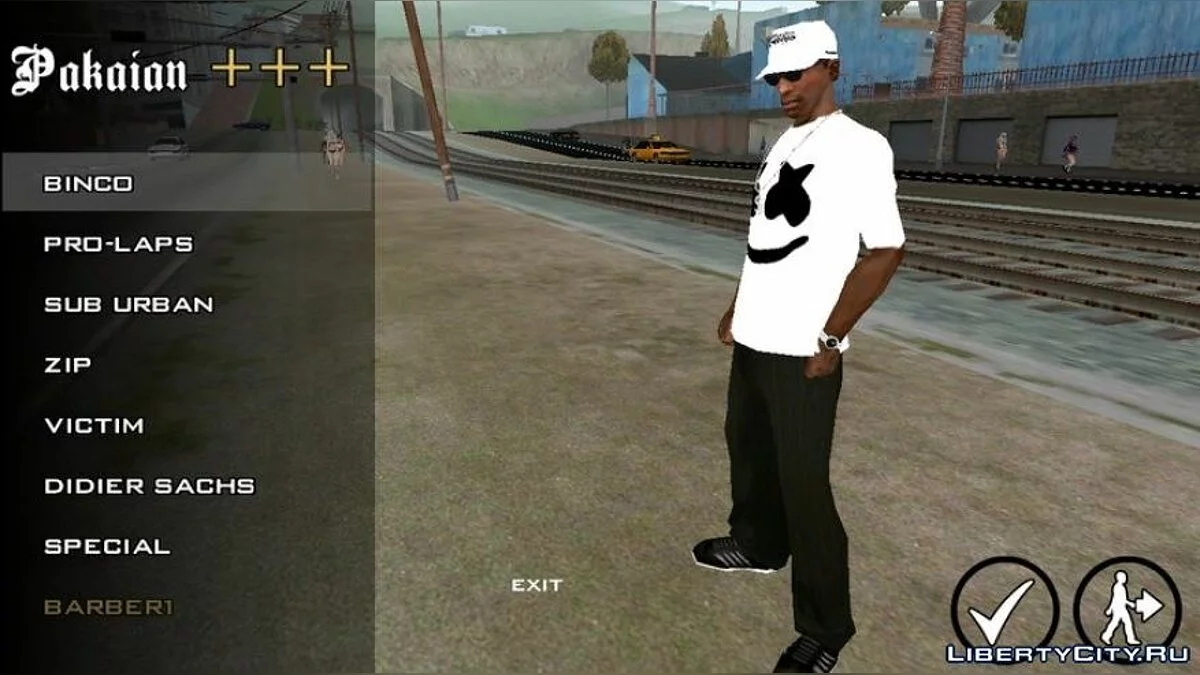 T-shirt white