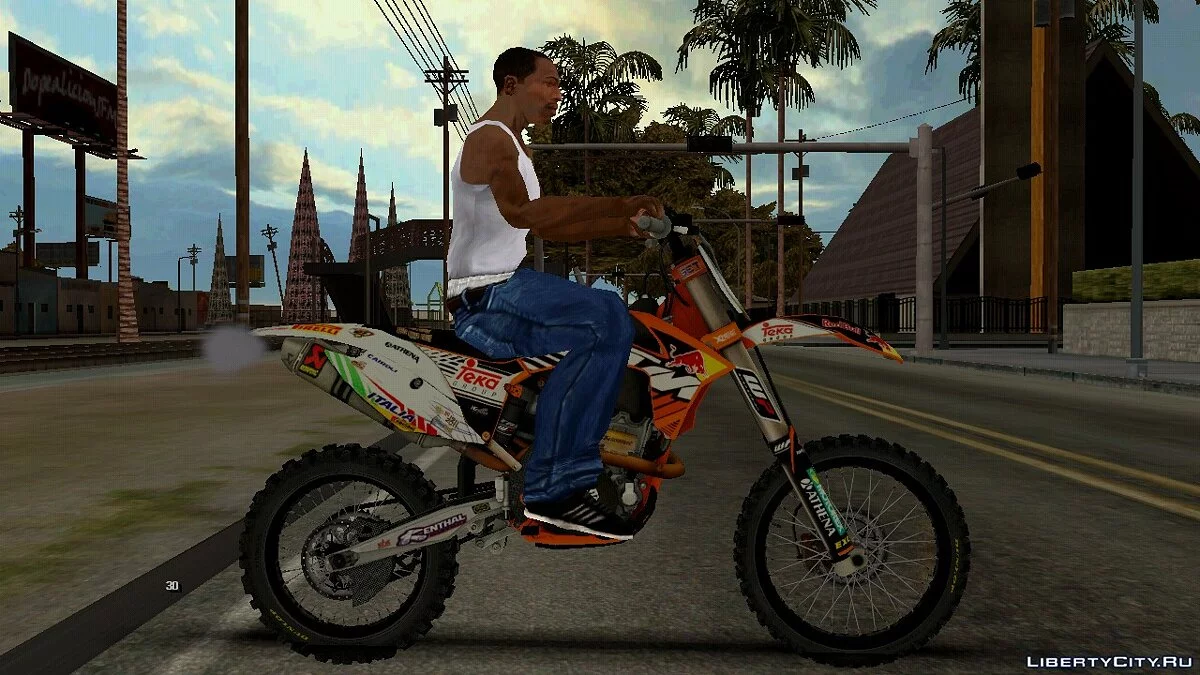 Moto / GTA San Andreas (iOS, Android)