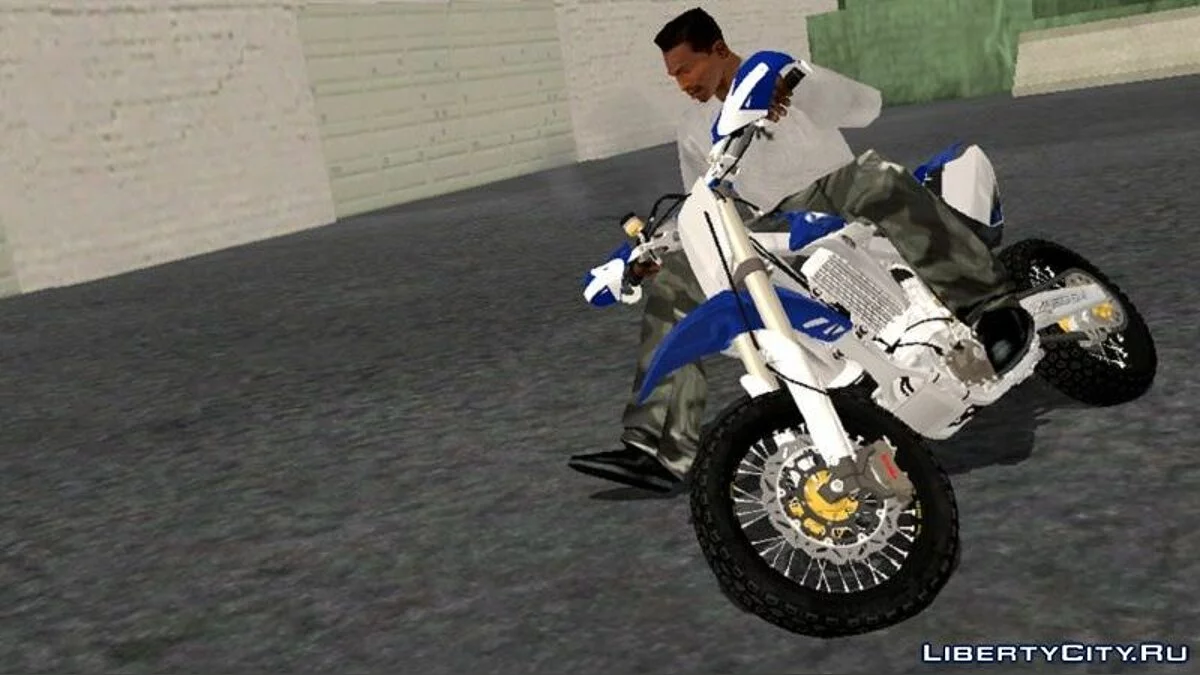Yamaha YZF 450 Supermoto 2015 / GTA San Andreas (iOS, Android)