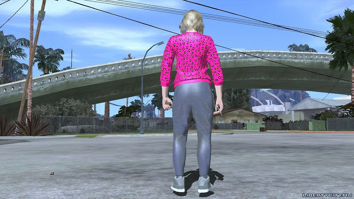 Випадковий скин дівчини-блондинки з GTA Online #4 / GTA San Andreas (iOS, Android)