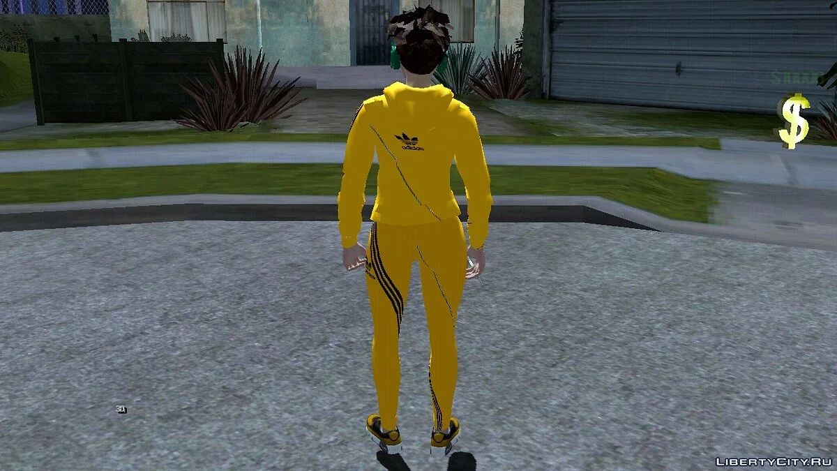 Random Female Skin from GTA Online (In Adidas Tracksuit) / GTA San Andreas (iOS, Android)