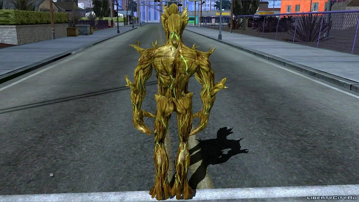 Groot dari Marvel Strike Force / GTA San Andreas (iOS, Android)