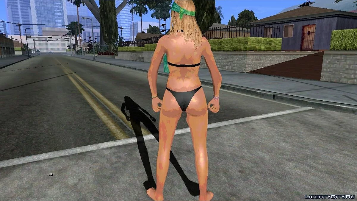 GTA 5 Beach Girl / GTA San Andreas (iOS, Android)